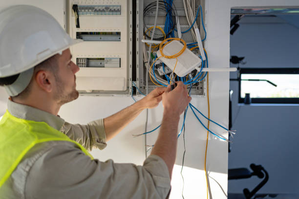 Best Local Electrician Companies  in Waveland, MS